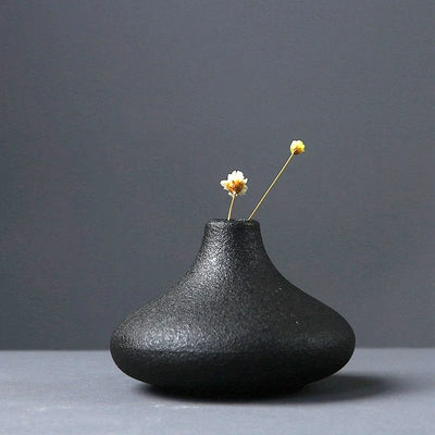 Black Ceramic Vase Decoration