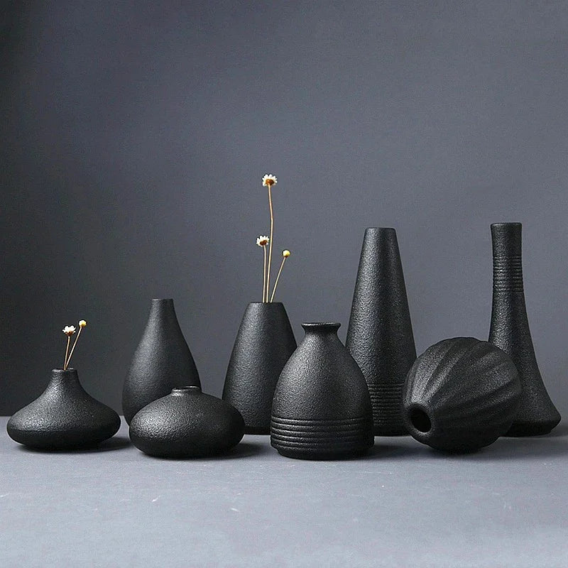 Black Ceramic Vase Decoration