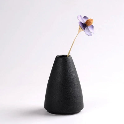 Black Ceramic Vase Decoration